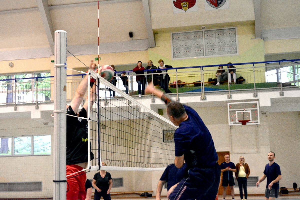 BTS vs Samorządowcy