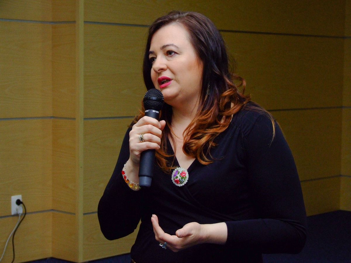 Promocja bajki Grażyny Hanaf pt. Dziewczynka-skrzynka