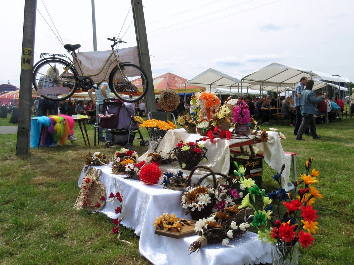 Festyn pierogowy w Dąbrowie