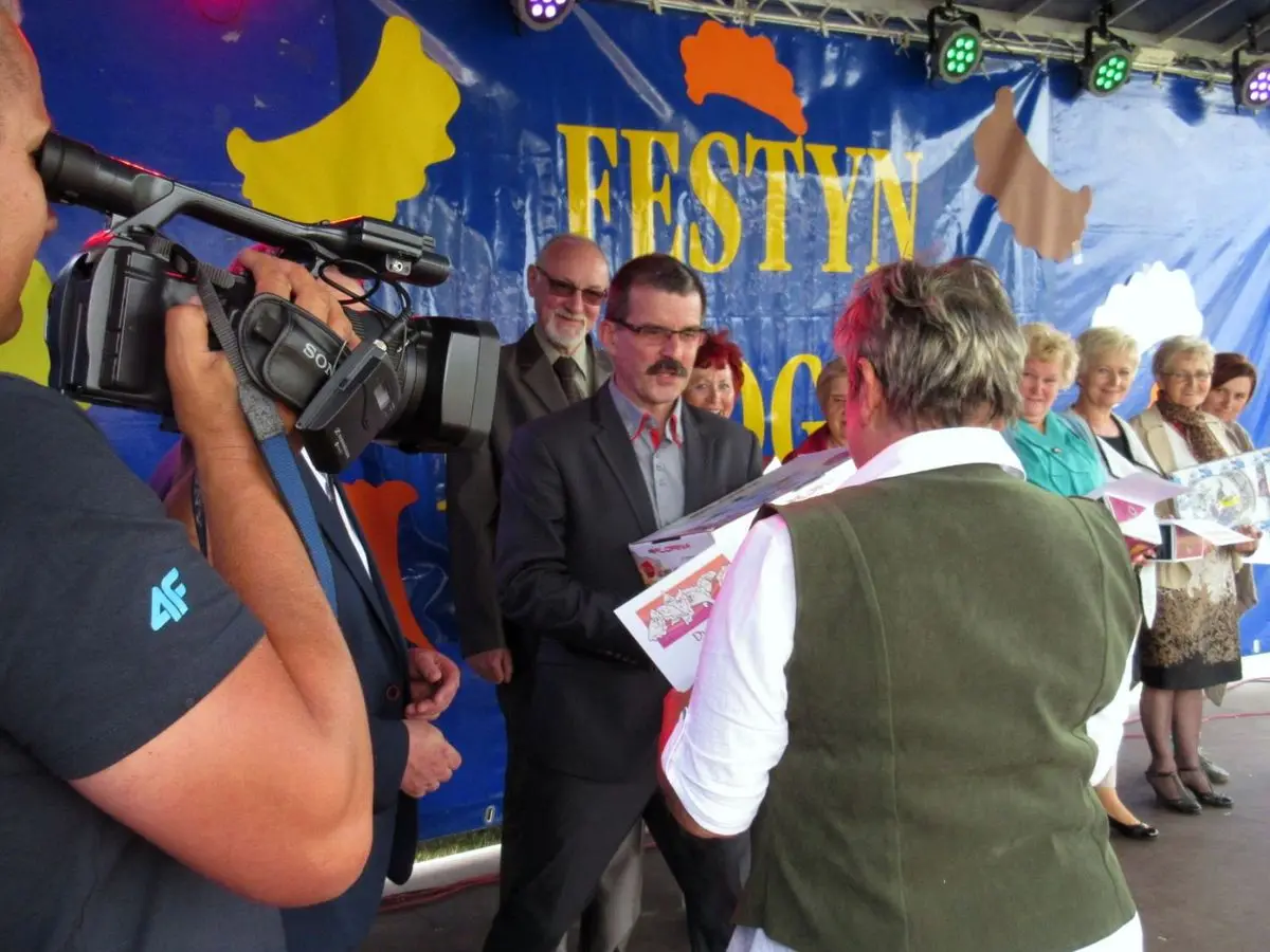 Festyn pierogowy w Dąbrowie