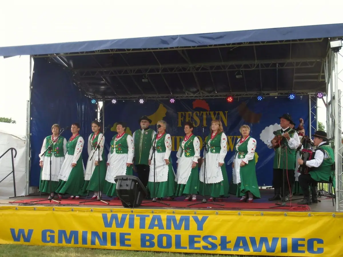 Festyn pierogowy w Dąbrowie