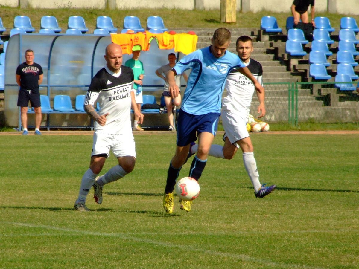 BKS zdemolował Chojnowiankę 10:1