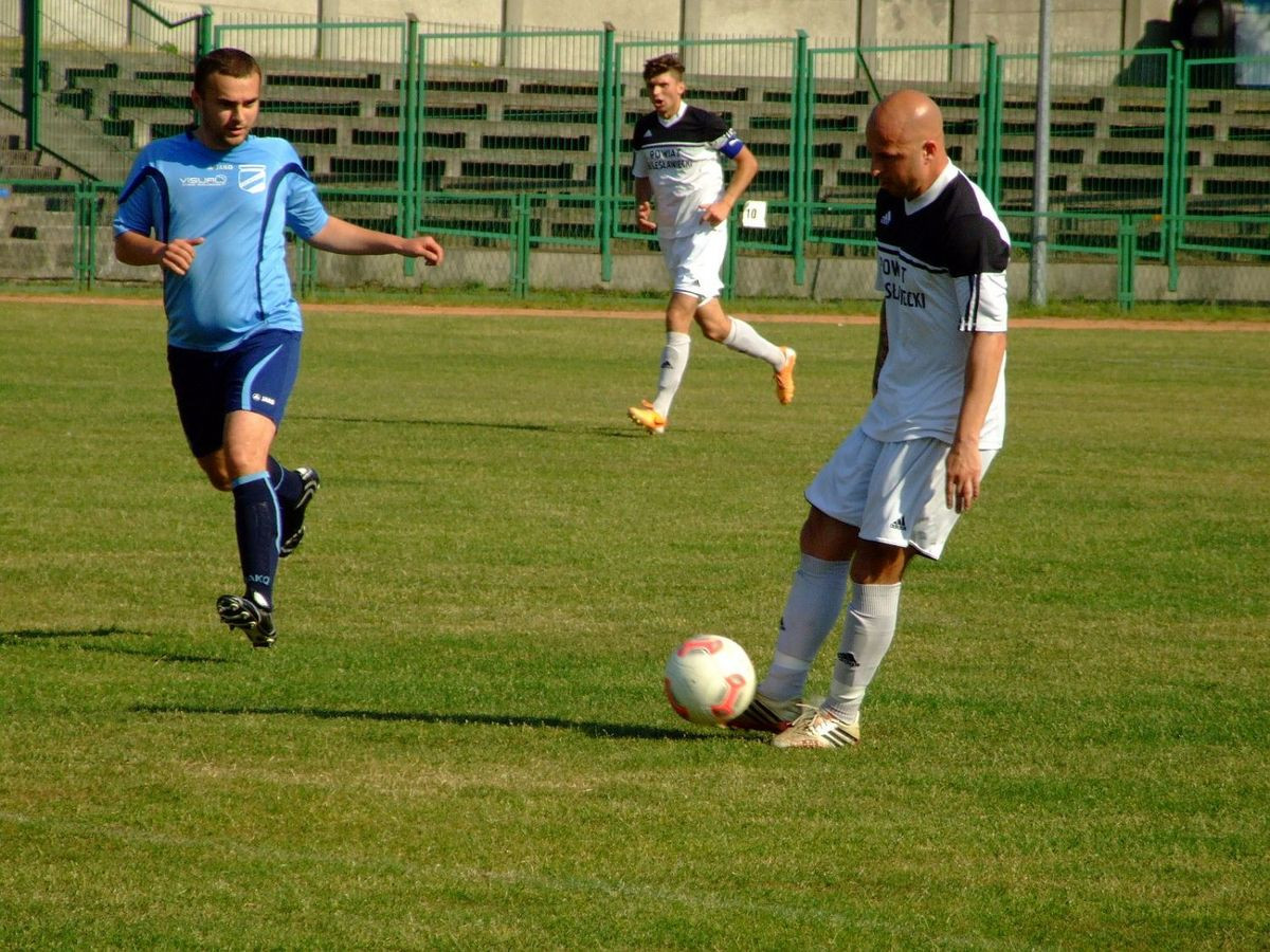 BKS zdemolował Chojnowiankę 10:1