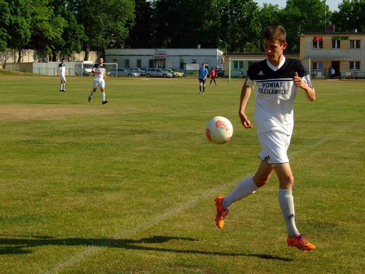 BKS zdemolował Chojnowiankę 10:1