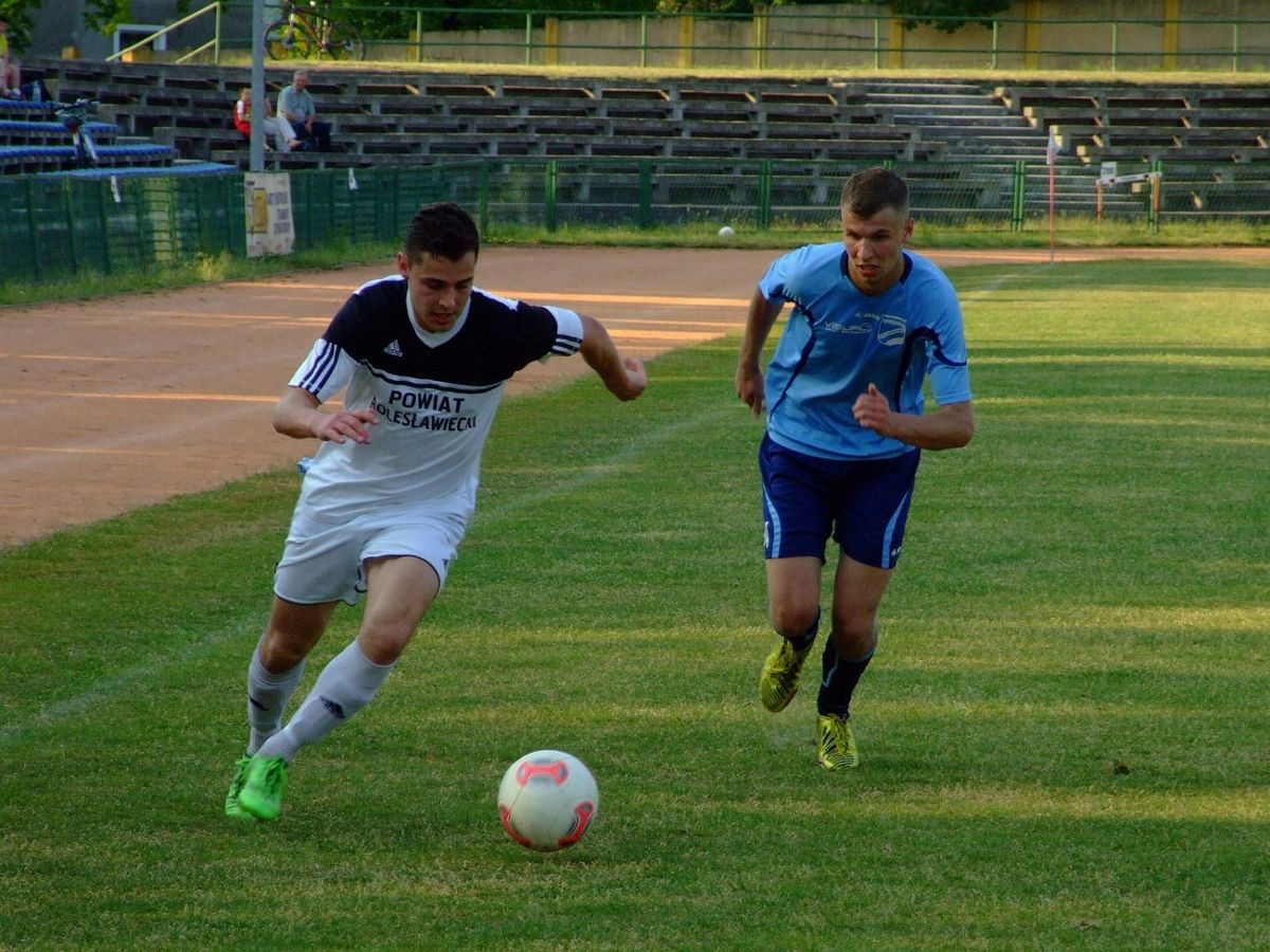 BKS zdemolował Chojnowiankę 10:1