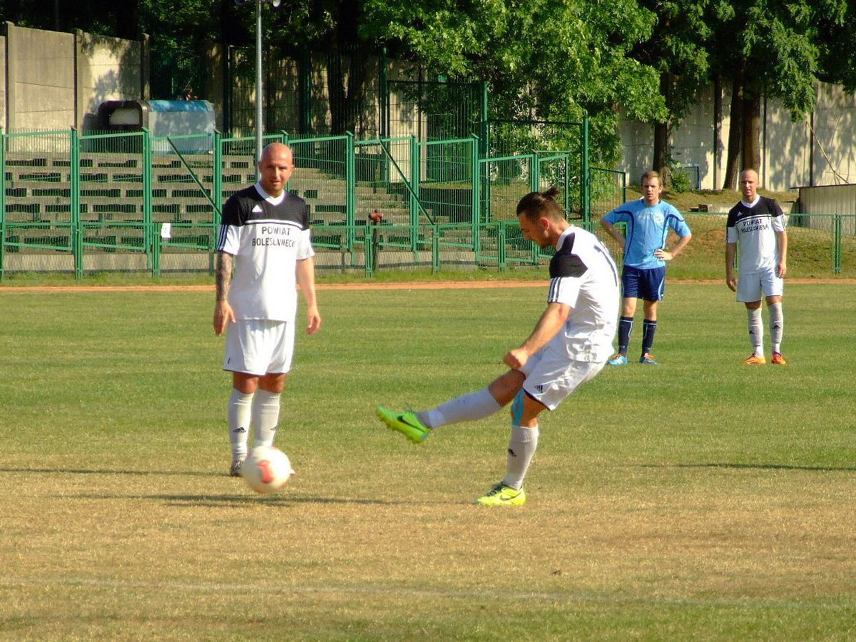 BKS zdemolował Chojnowiankę 10:1