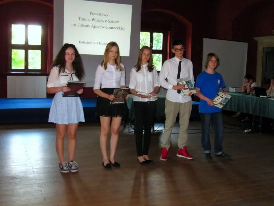 Laureaci Powiatowego Turnieju Wiedzy o Sztuce