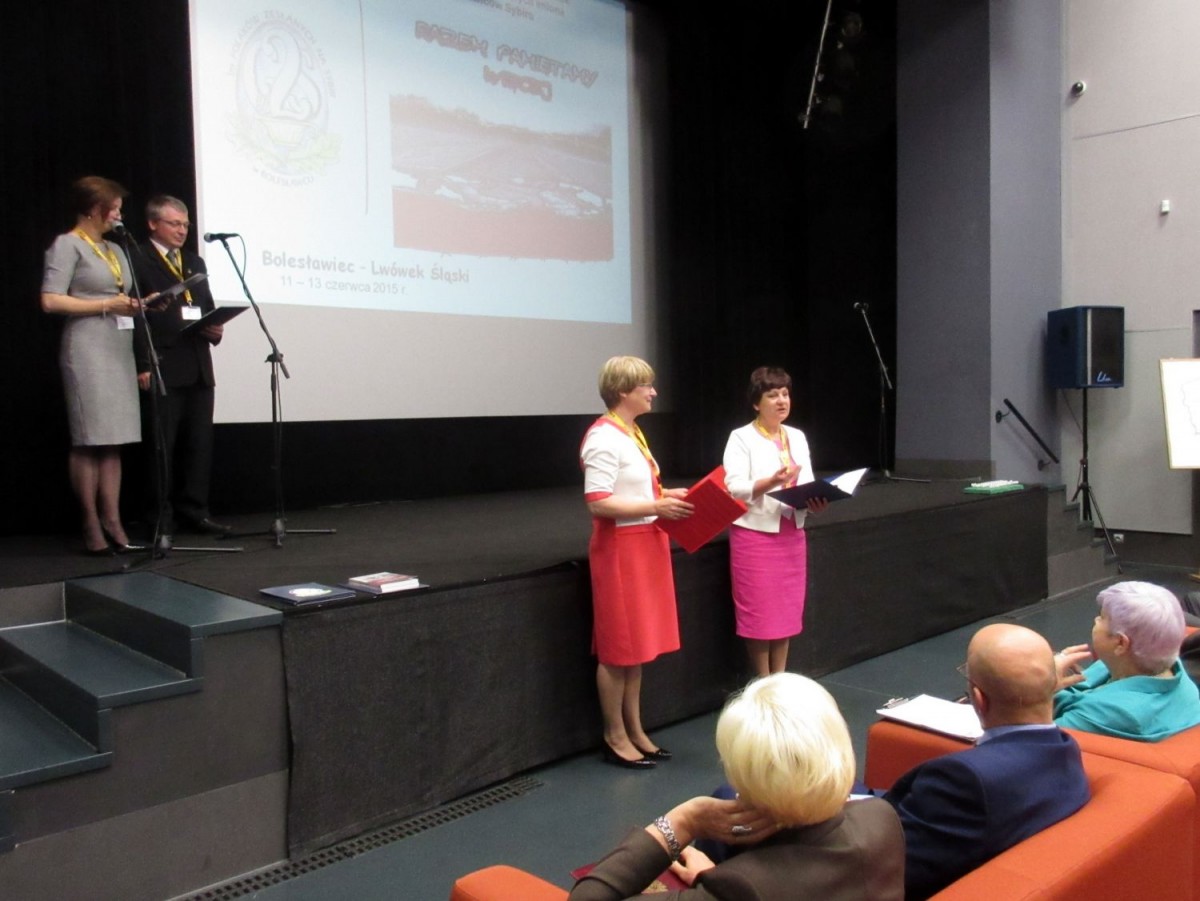 V Zjazd Dyrektorów Szkół i Placówek oraz Prezesów Stowarzyszeń noszących imiona upamiętniające Zesłańców Sybiru