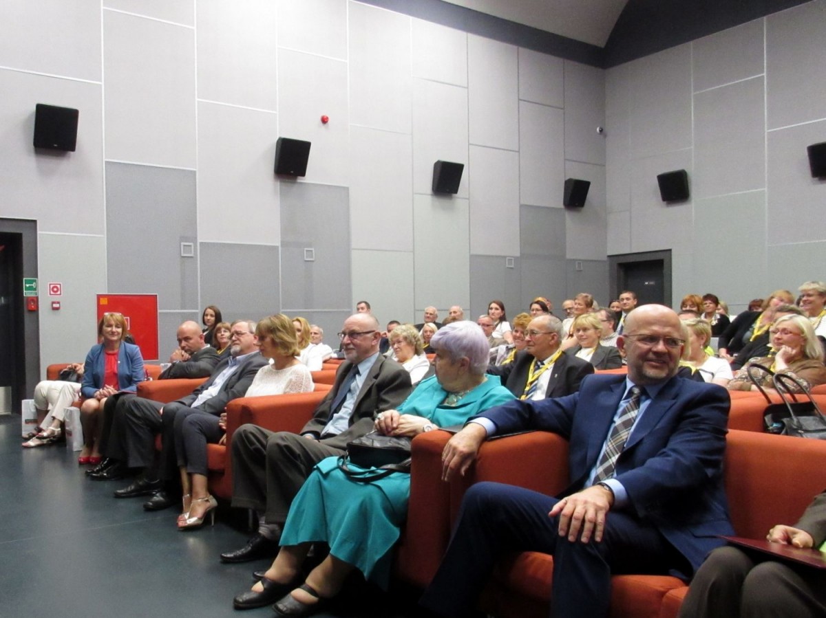 V Zjazd Dyrektorów Szkół i Placówek oraz Prezesów Stowarzyszeń noszących imiona upamiętniające Zesłańców Sybiru