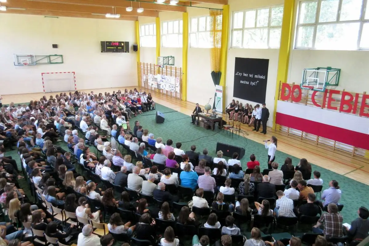 V Zjazd Dyrektorów Szkół i Placówek oraz Prezesów Stowarzyszeń noszących imiona upamiętniające Zesłańców Sybiru w GS nr 2