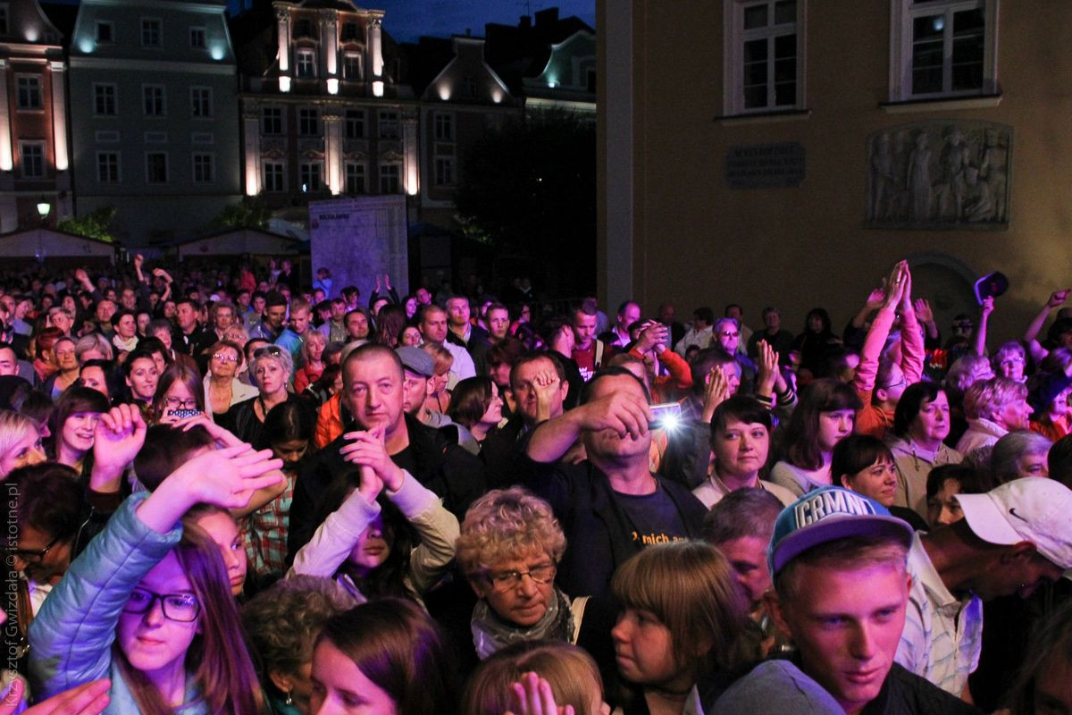 Publiczność na koncercie Blue Café