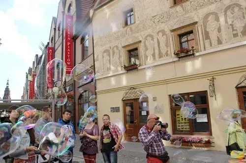Witali lato wiankami i bańkami