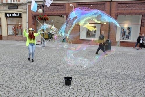 Witali lato wiankami i bańkami