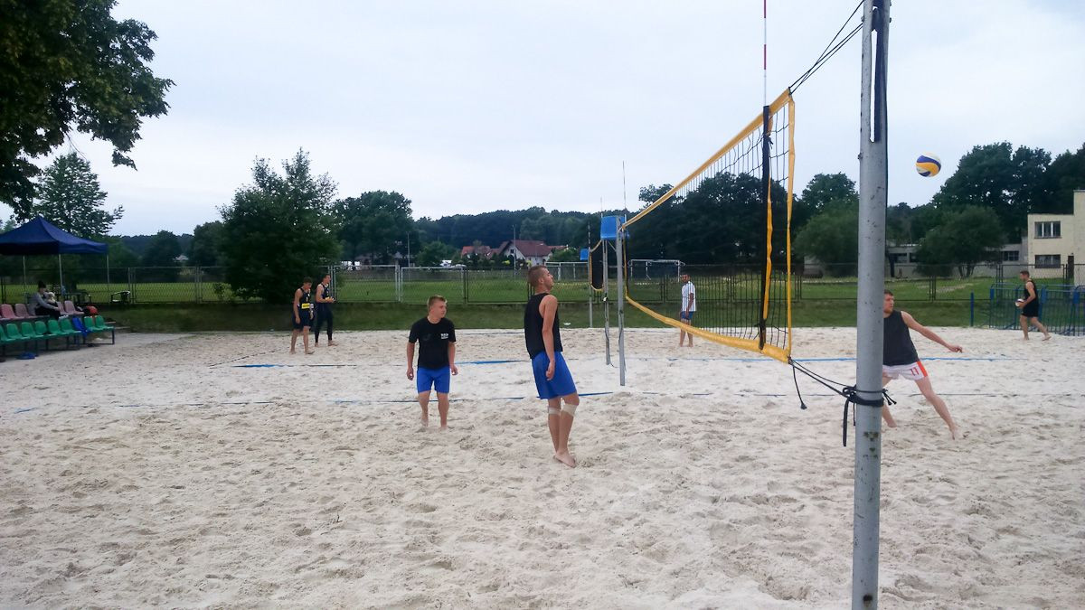 Turniej siatkówki plażowej