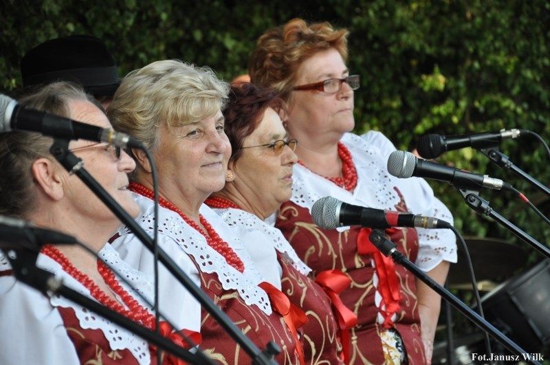 Nad Wodą Śpiewanie