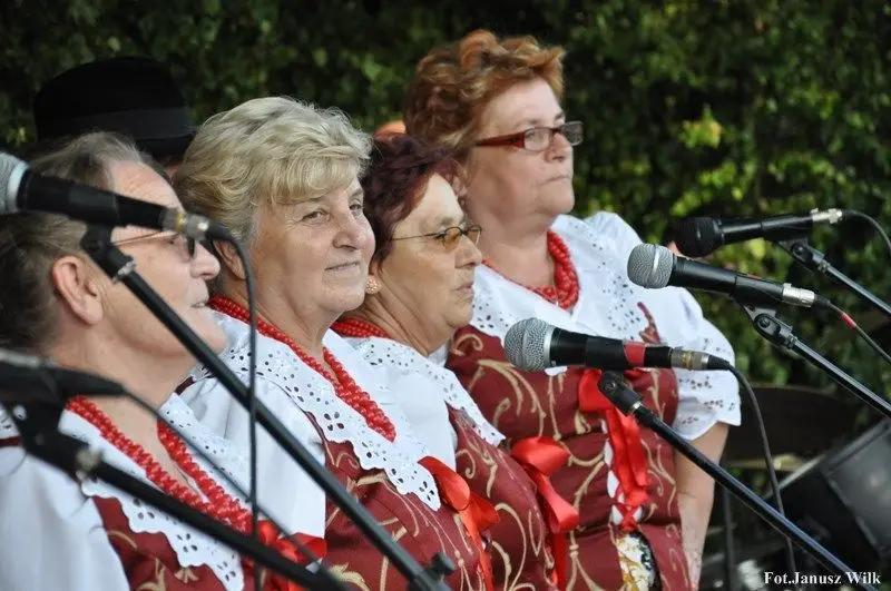Nad Wodą Śpiewanie