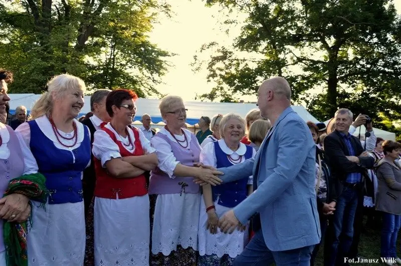 Nad Wodą Śpiewanie