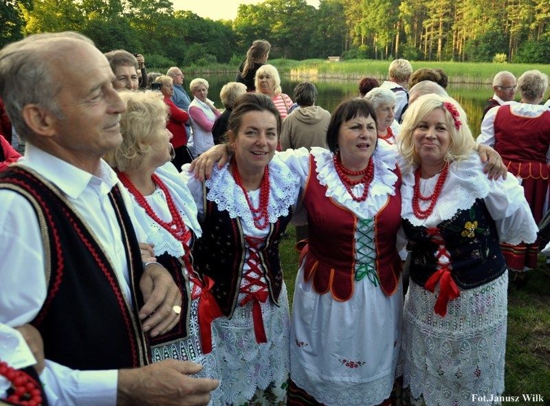 Nad Wodą Śpiewanie