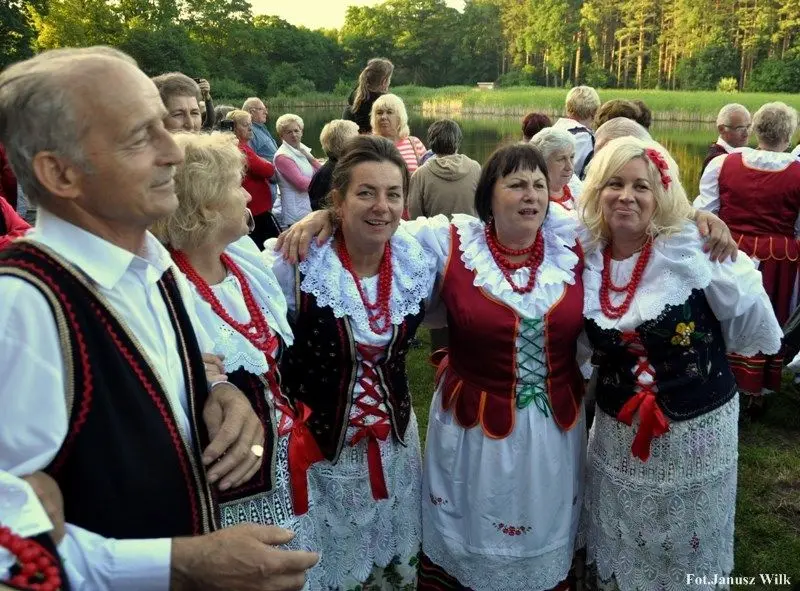 Nad Wodą Śpiewanie