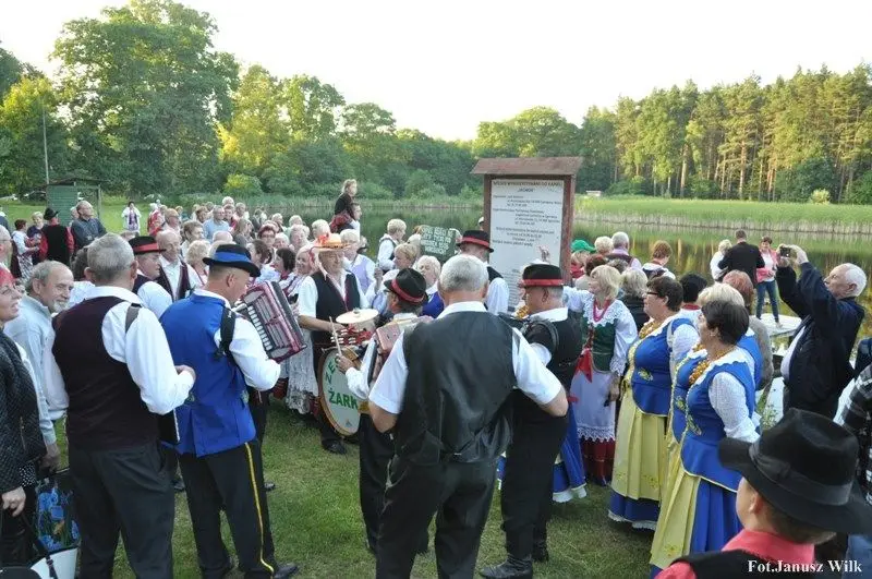 Nad Wodą Śpiewanie