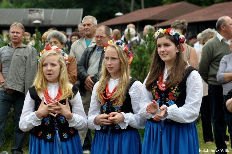 Nad Wodą Śpiewanie