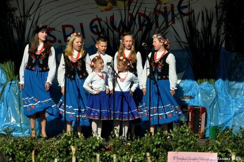 Nad Wodą Śpiewanie