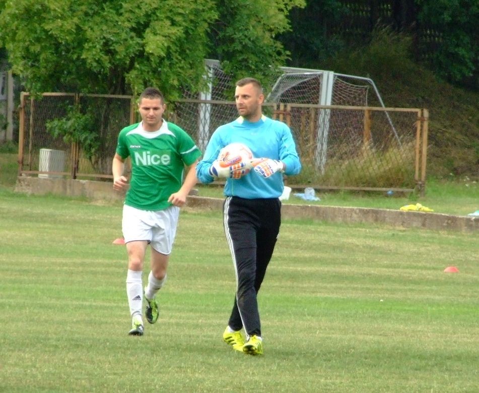 BKS pokonał Piasta Wykroty 2:1 w pierwszym sparingu