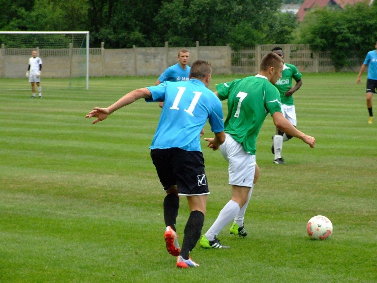 BKS pokonał Piasta Wykroty 2:1 w pierwszym sparingu