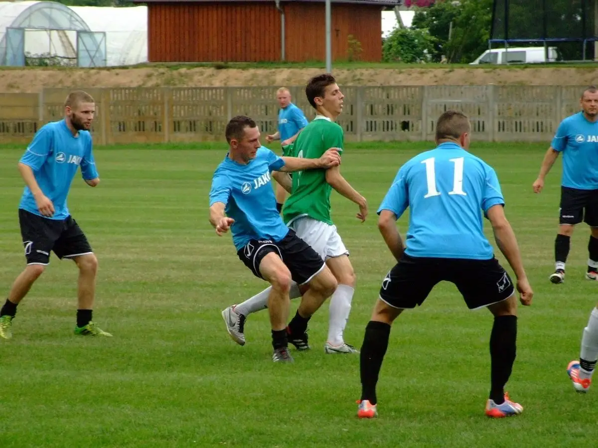 BKS pokonał Piasta Wykroty 2:1 w pierwszym sparingu