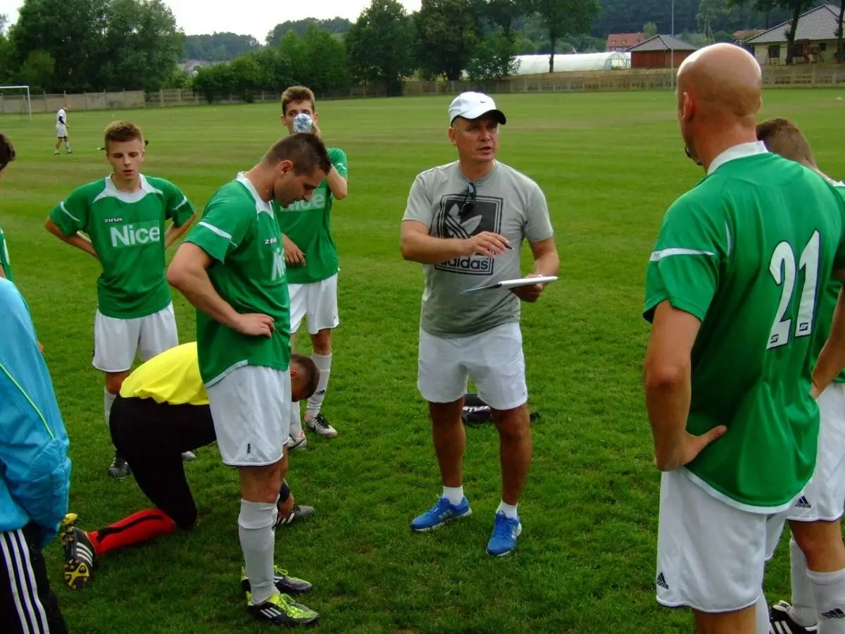 BKS pokonał Piasta Wykroty 2:1 w pierwszym sparingu