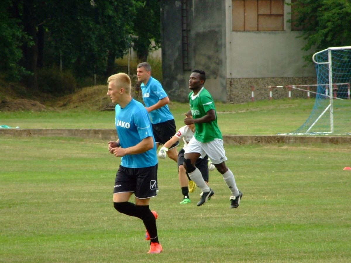 BKS pokonał Piasta Wykroty 2:1 w pierwszym sparingu