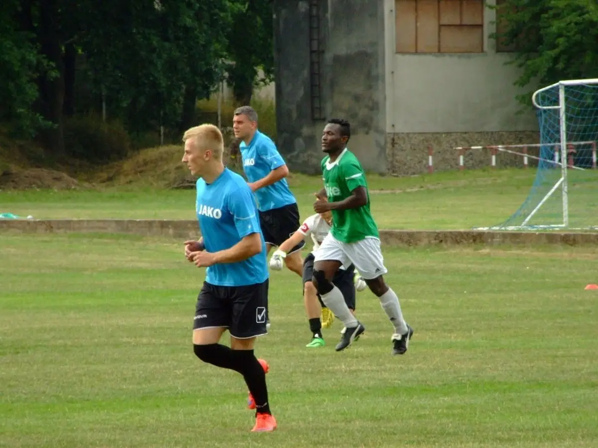 BKS pokonał Piasta Wykroty 2:1 w pierwszym sparingu