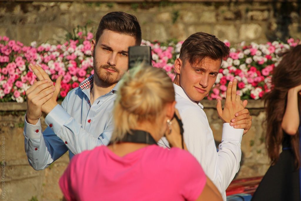 Praca przy sesji zdjęciowej