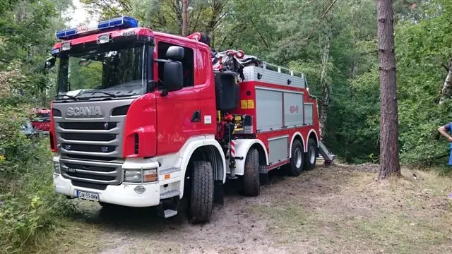 Samochód pod wodą!