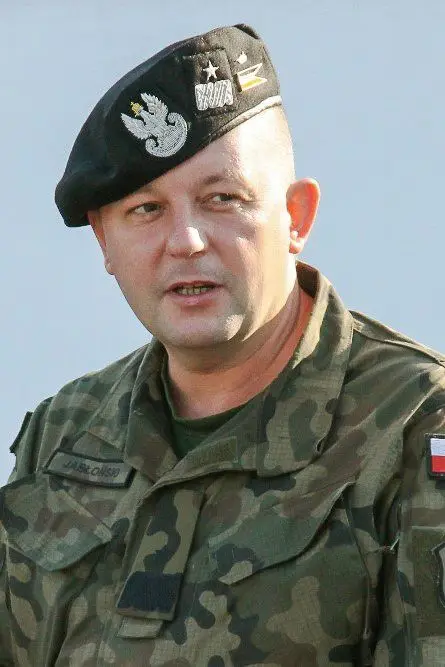 Maciej Jabłoński, dowódca 10 Brygady Kawalerii Pancernej, generałem