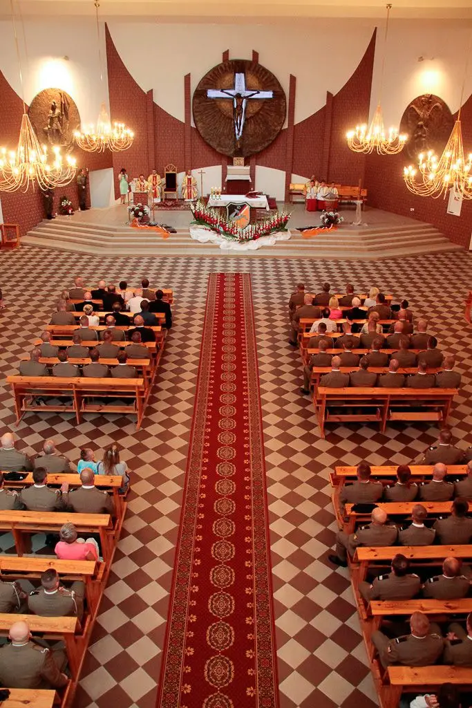 Żołnierze 10 Brygady Kawalerii Pancernej świętują