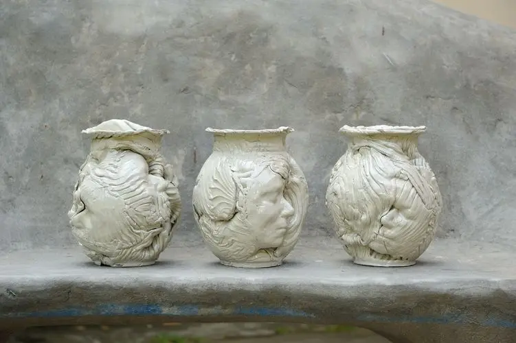 Rzeźby z peleneru ceramicznego