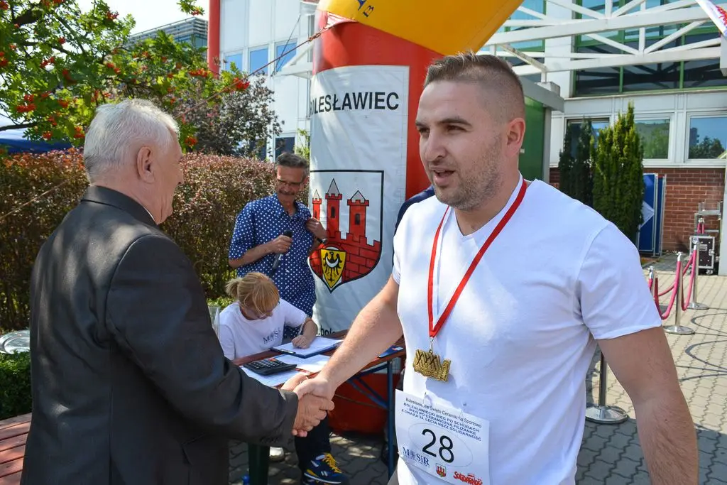 Uczcili 35-lecie NSZZ „Solidarność” biegiem po filiżankę