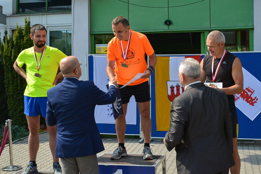 Uczcili 35-lecie NSZZ „Solidarność” biegiem po filiżankę