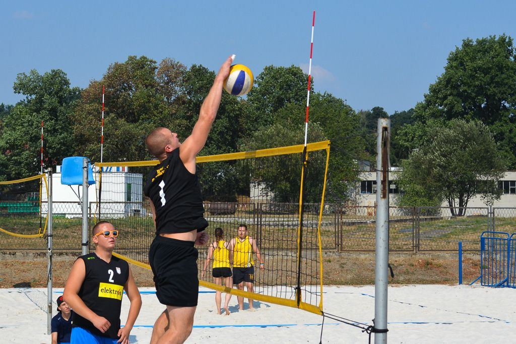 BTS Elektros Bolesławiec zdominował turniej siatkówki