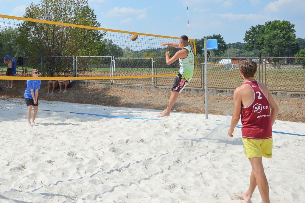 BTS Elektros Bolesławiec zdominował turniej siatkówki