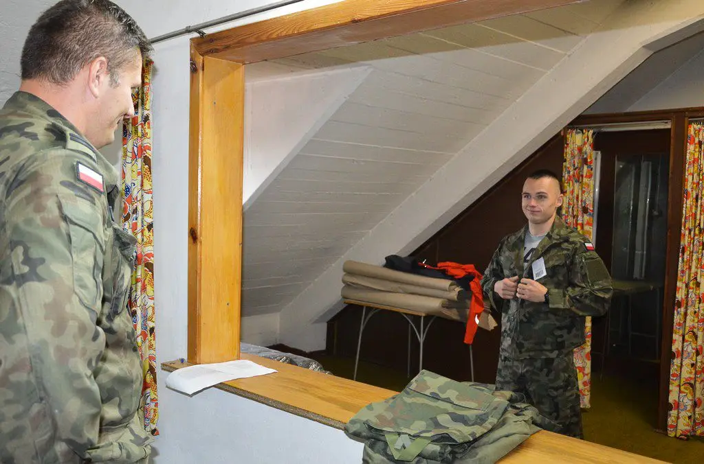 400 ochotników w Narodowych Siłach Rezerwowych