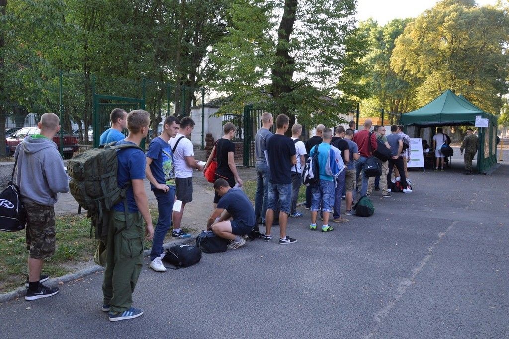 Wcielenie ochotników do służby przygotowawczej w ramach NSR