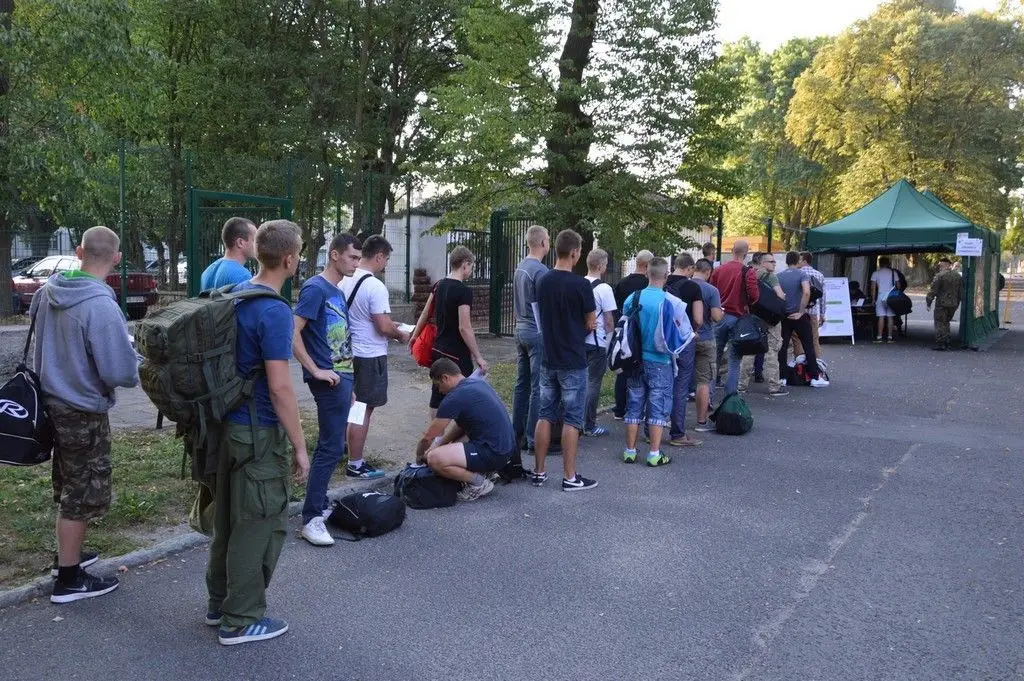 Wcielenie ochotników do służby przygotowawczej w ramach NSR