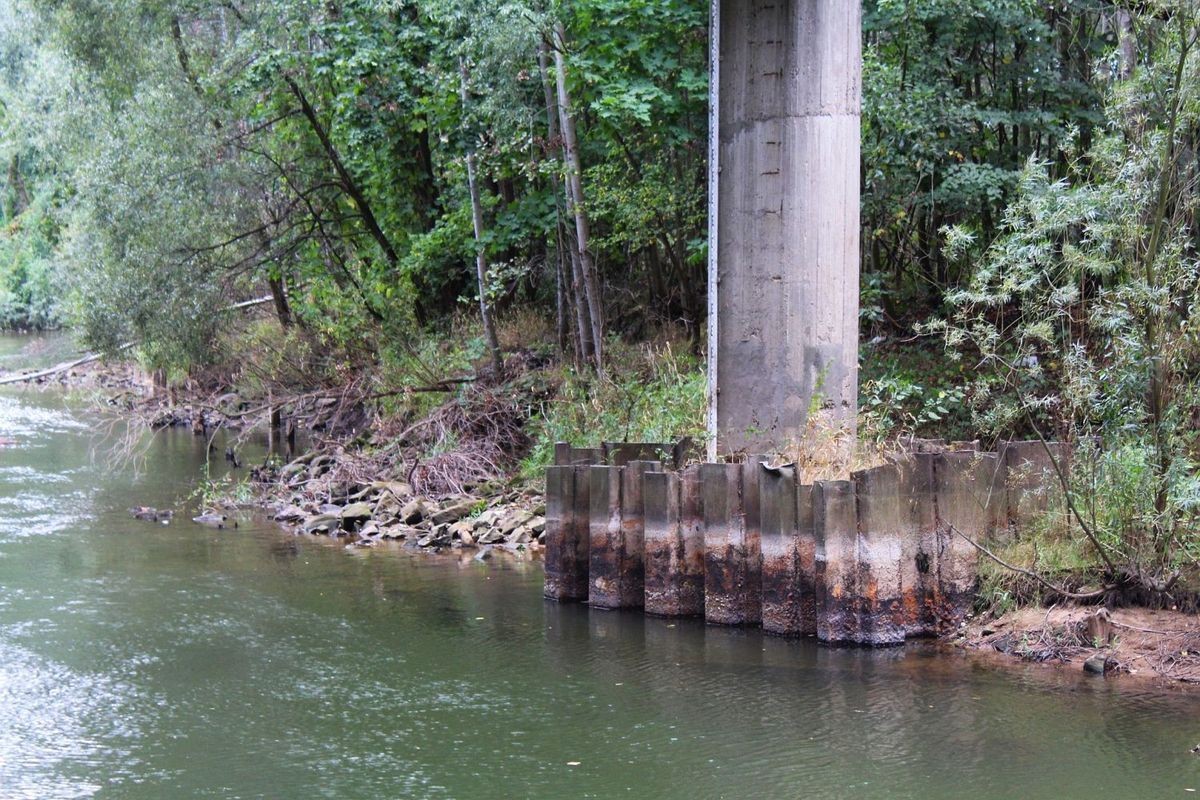 Susza odsłoniła koryto rzeki Bóbr