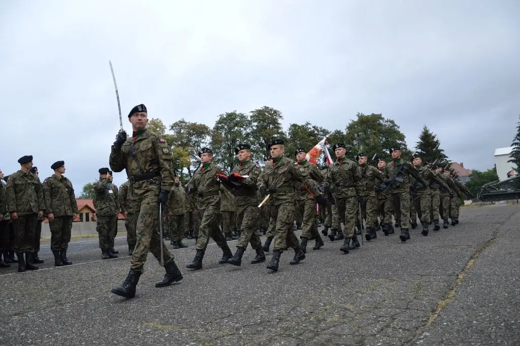 23 Śląski Pułk Artylerii: Wręczenie broni elewom