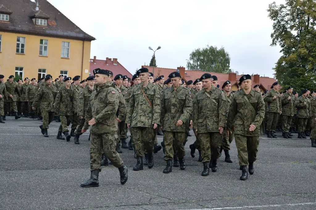 23 Śląski Pułk Artylerii: Wręczenie broni elewom