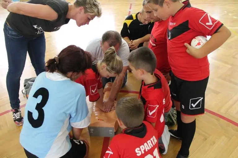 Rodzinny sportowy piknik w Rudnej