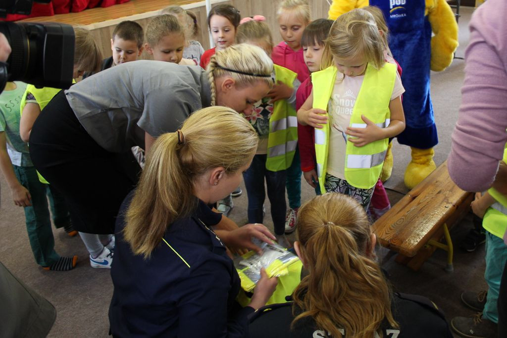 Bezpieczna droga do szkoły - akcja w SP nr 4