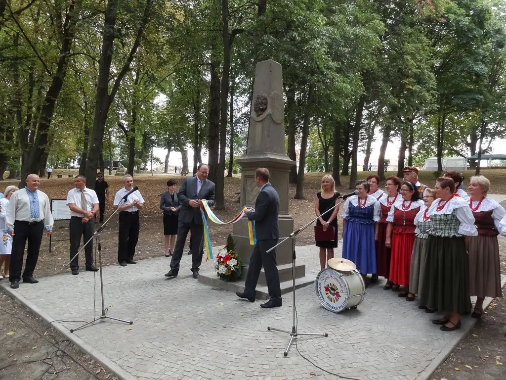 Bolesławianie ponownie ratowali polskie nekropolie na Kresach